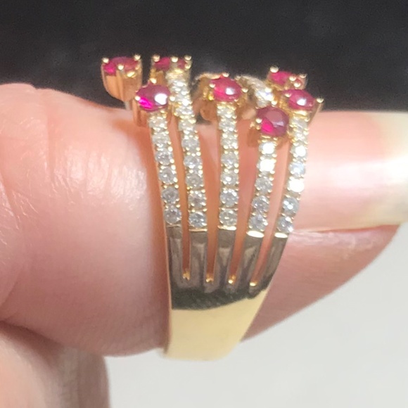 ⭐️ HOST PICK⭐️ 14K Yellow Gold Genuine Ruby & Diamond Ring - Picture 13 of 15